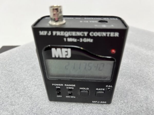 MFJ-886 Frequency Counter 1MHz - 3GHz - Image 2