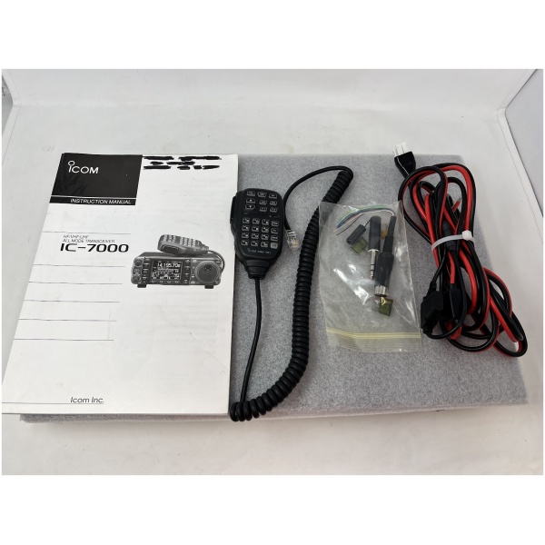 Icom IC-7000 - Image 10