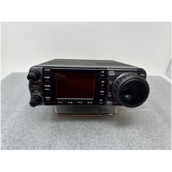 Icom IC-7000 - Image 11