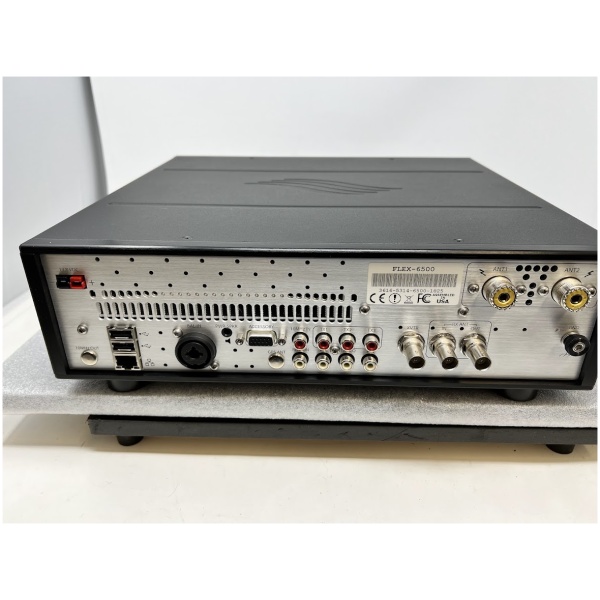 Flex-6500 HF/50MHz Transceiver with Automatic Antenna Tuner - Image 3