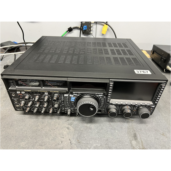 Yaesu FTDX9000D HF/50MHz Transceiver with SP-9000 Speaker - Image 21