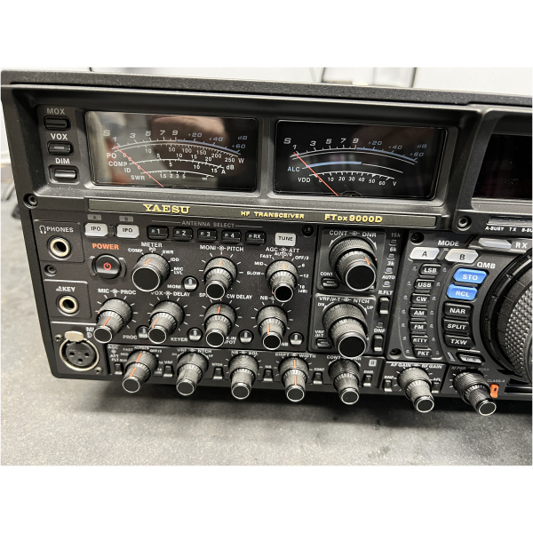 Yaesu FTDX9000D HF/50MHz Transceiver with SP-9000 Speaker - Image 20