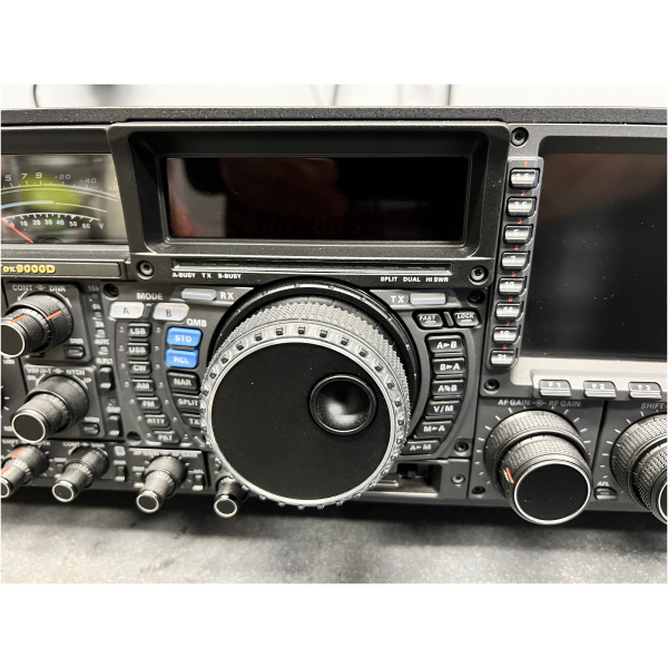 Yaesu FTDX9000D HF/50MHz Transceiver with SP-9000 Speaker - Image 19